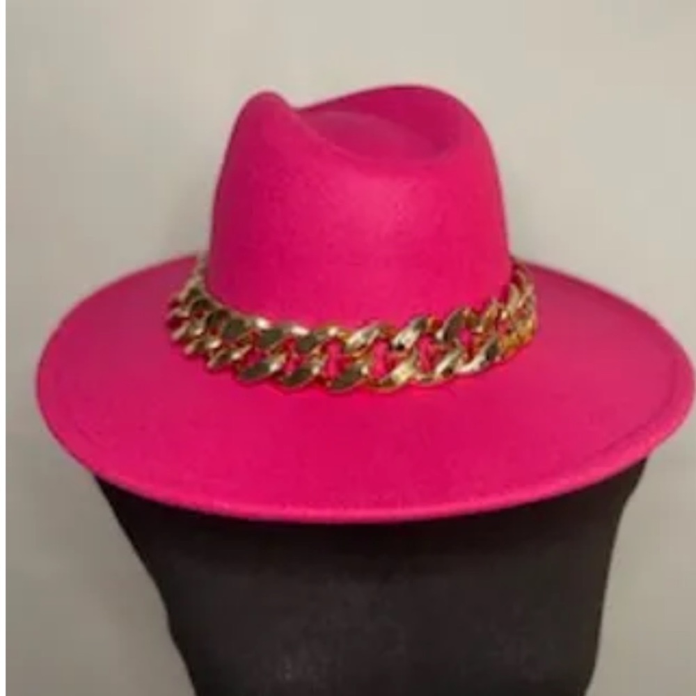 Fuchsia Fedora with gold Cuban link detail